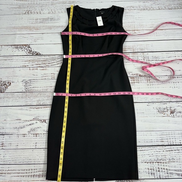 Ann Taylor Women’s size 0 Black Sheath Cutout Scallop Neck Dress NEW - Picture 9 of 13
